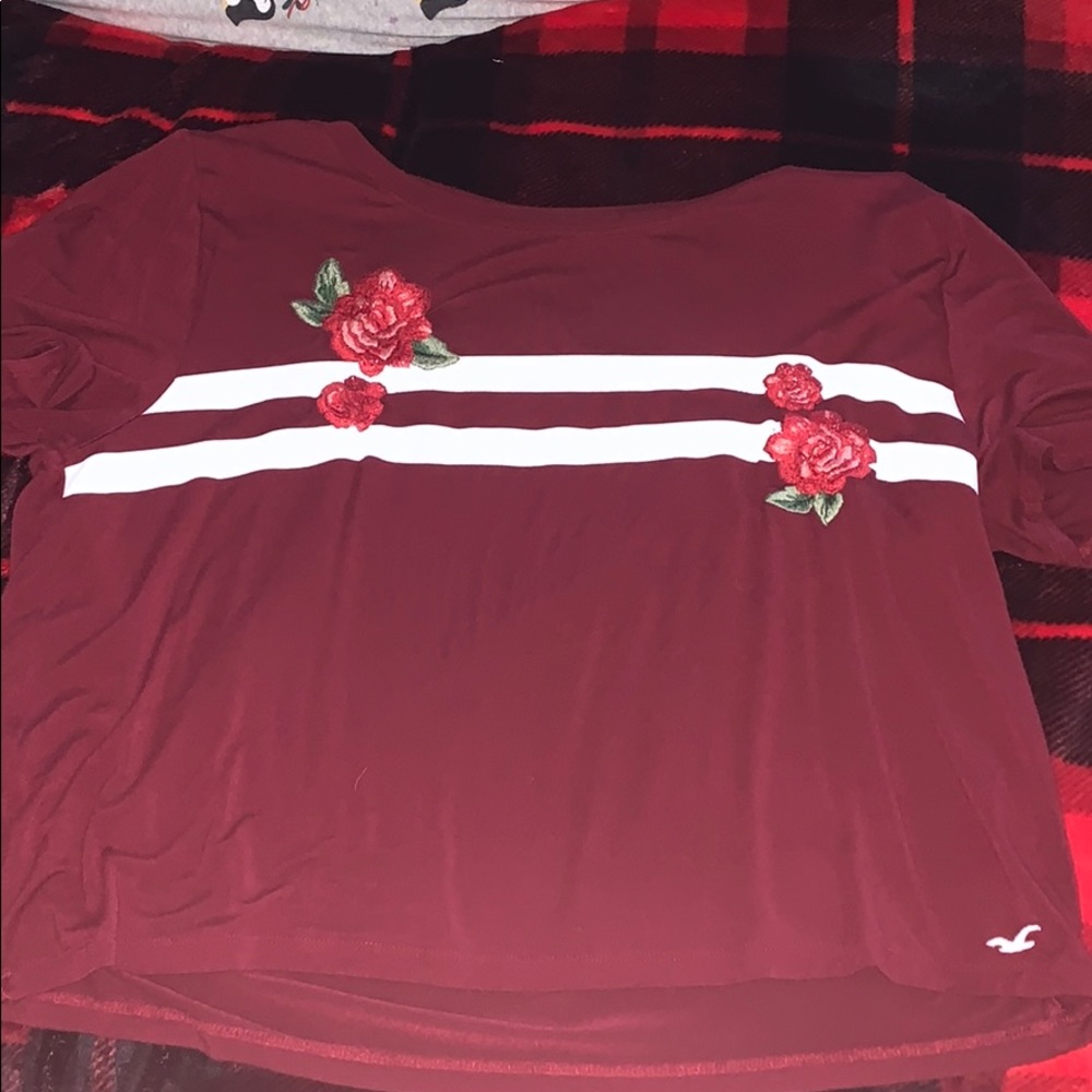Hollister Burgundy Rose Tee